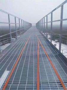 礦粉鋼板倉建設(shè)